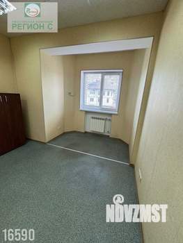 Дом 901м², 3-этажный, участок 19 сот.