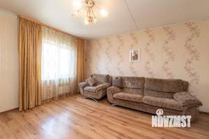 Дом 52м², 2-этажный, участок 15 сот.  