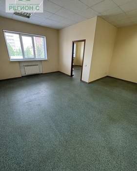 Дом 901м&sup2;, 3-этажный, участок 19 сот.  