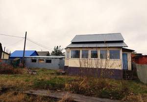 Дом 40м&sup2;, 2-этажный, участок 5 сот.  