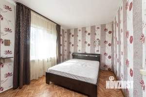 Дом 52м&sup2;, 2-этажный, участок 15 сот.  