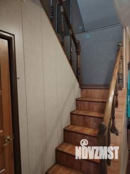 Дом 280м², 3-этажный, участок 10 сот.  