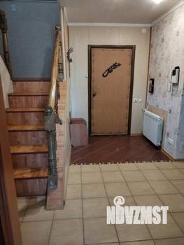 Дом 280м², 3-этажный, участок 10 сот.  