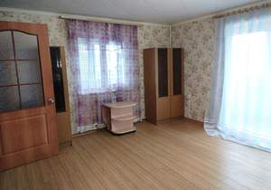 Дом 40м&sup2;, 2-этажный, участок 5 сот.  