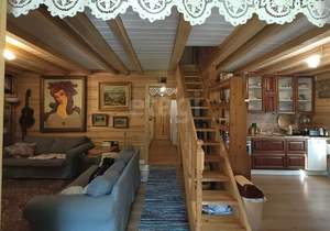 Дом 250м², 2-этажный, участок 11 сот.  