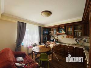 Коттедж 469м², 4-этажный, участок 30 сот.  