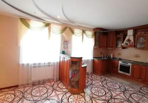 Дом 265м², 2-этажный, участок 12 сот.  