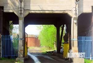 Дом 2337м&sup2;, 6-этажный, участок 16 сот.  