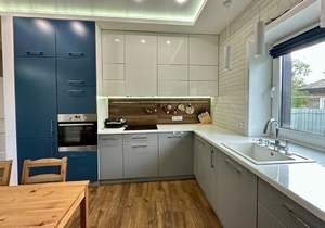 Дом 150м², 2-этажный, участок 6 сот.  