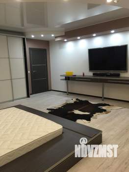 Коттедж 450м², 3-этажный, участок 7 сот.  