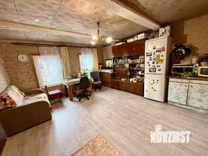 Дом 100м&sup2;, 1-этажный, участок 7 сот.  