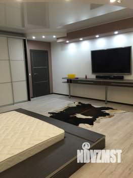 Коттедж 450м², 3-этажный, участок 7 сот.  