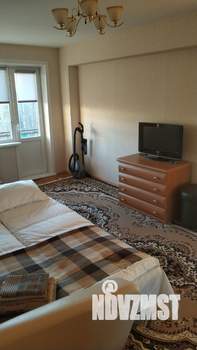 1-к квартира, посуточно, 32м2, 6/9 этаж