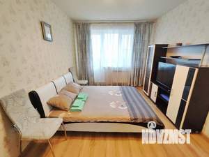 1-к квартира, посуточно, 43м2, 1/1 этаж