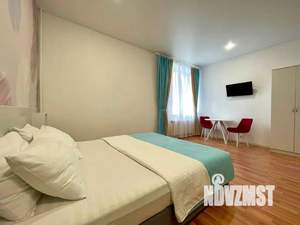 Студия квартира, посуточно, 31м2, 1/5 этаж