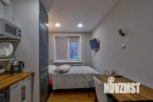 Студия квартира, посуточно, 12м2, 1/5 этаж