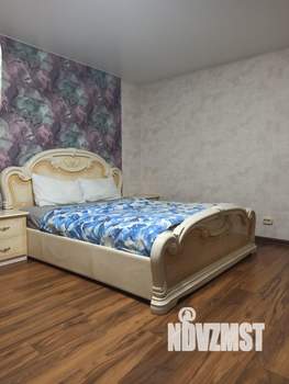 Студия квартира, посуточно, 32м2, 1/5 этаж