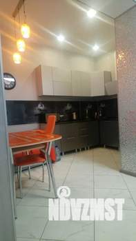 2-к квартира, посуточно, 60м2, 7/7 этаж