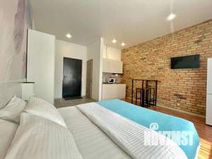 Студия квартира, посуточно, 24м2, 1/7 этаж