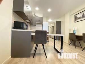 1-к квартира, посуточно, 28м2, 9/25 этаж