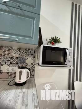 Студия квартира, посуточно, 25м2, 1/4 этаж