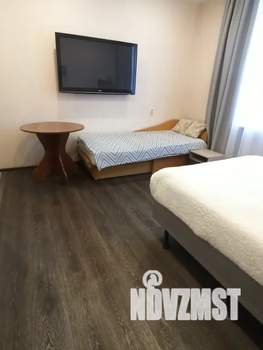 2-к квартира, посуточно, 38м2, 6/9 этаж