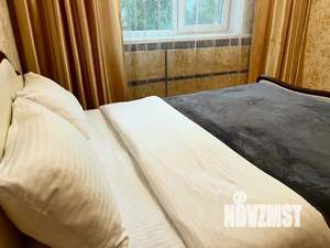 1-к квартира, посуточно, 64м2, 1/1 этаж