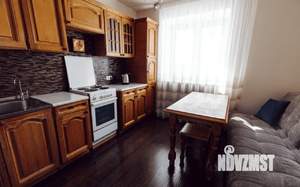 1-к квартира, посуточно, 42м2, 1/1 этаж