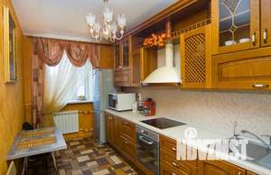 3-к квартира, посуточно, 65м2, 1/1 этаж