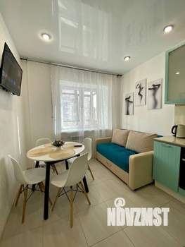 1-к квартира, посуточно, 35м2, 3/6 этаж