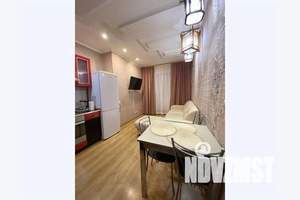 2-к квартира, посуточно, 47м2, 4/10 этаж