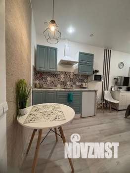 Студия квартира, посуточно, 25м2, 1/4 этаж