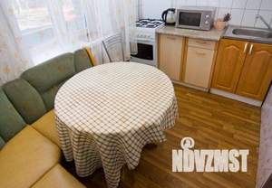 3-к квартира, посуточно, 60м2, 1/1 этаж