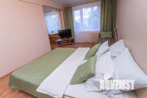 1-к квартира, посуточно, 36м2, 1/1 этаж