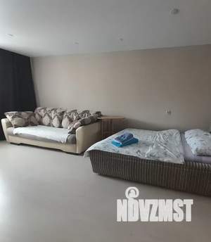 Студия квартира, посуточно, 40м2, 4/5 этаж