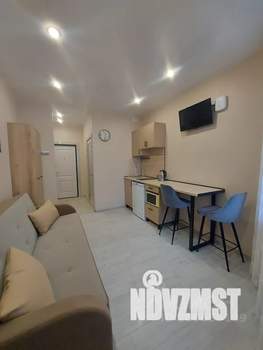 Студия квартира, посуточно, 18м2, 1/10 этаж