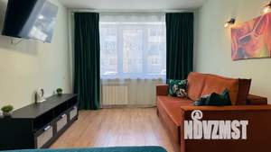 2-к квартира, посуточно, 48м2, 1/5 этаж