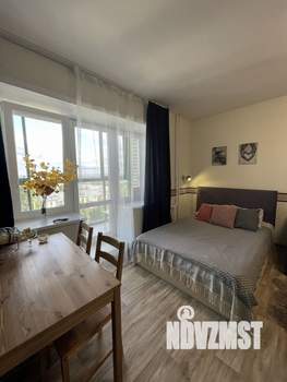 Студия квартира, посуточно, 29м2, 10/11 этаж