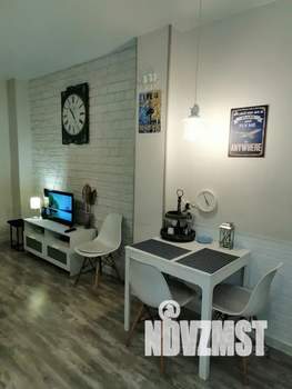 Студия квартира, посуточно, 31м2, 15/24 этаж