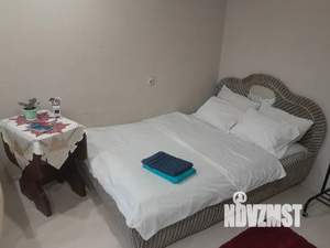 Студия квартира, посуточно, 40м2, 4/5 этаж