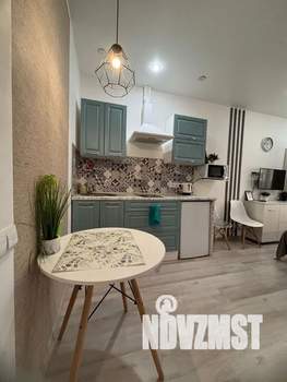 Студия квартира, посуточно, 25м2, 1/4 этаж