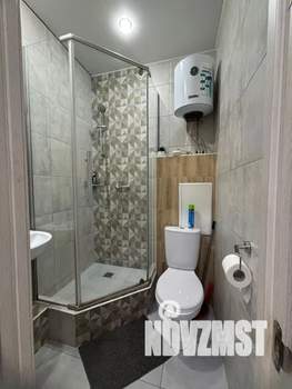 Студия квартира, посуточно, 25м2, 1/4 этаж