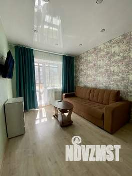 1-к квартира, посуточно, 36м2, 3/6 этаж