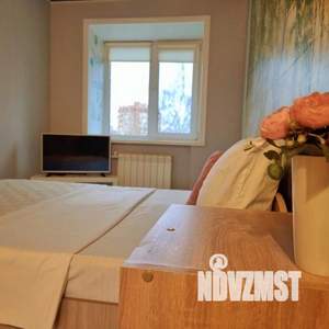 1-к квартира, посуточно, 44м2, 1/1 этаж