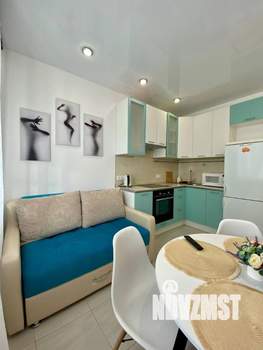 1-к квартира, посуточно, 35м2, 3/6 этаж