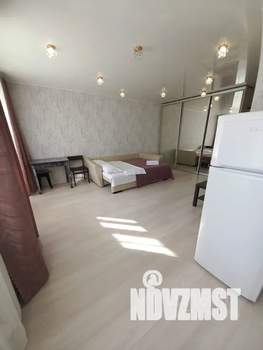 Студия квартира, посуточно, 33м2, 5/5 этаж