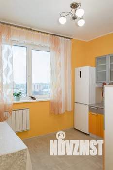 2-к квартира, посуточно, 42м2, 13/15 этаж