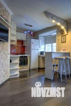 1-к квартира, посуточно, 44м2, 1/1 этаж