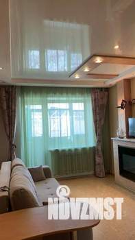 2-к квартира, посуточно, 52м2, 1/1 этаж