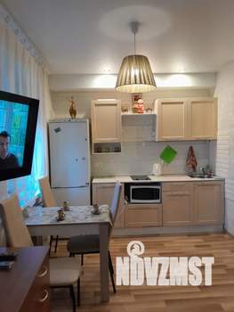 Студия квартира, посуточно, 34м2, 3/10 этаж